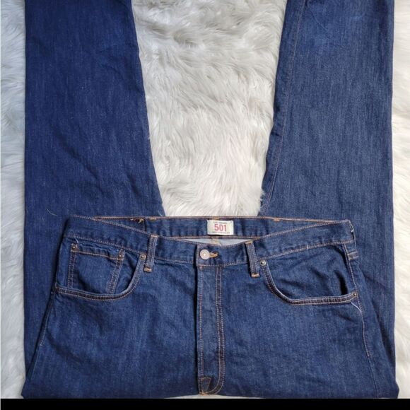 NWOT Levi's 501 Straight Leg Button Fly Jeans 38 x 30 - Picture 2 of 9
